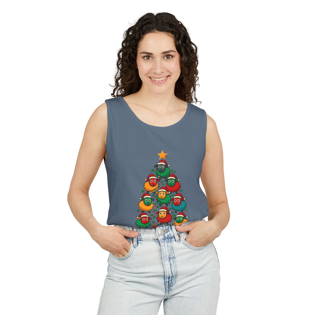 Christmas Sheep Tree Tank Top – Cute Holiday Chick Ornament Design